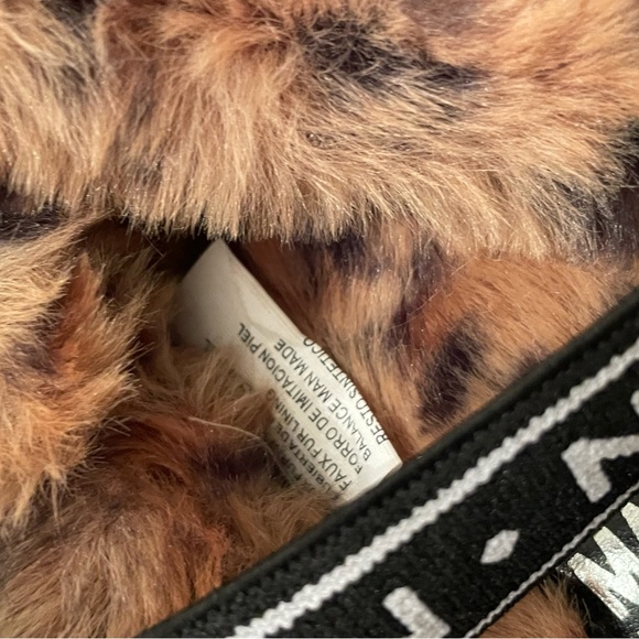 Steve Madden Leopard print fluffy platform sandals slippers size 7. NWT - Picture 11 of 12